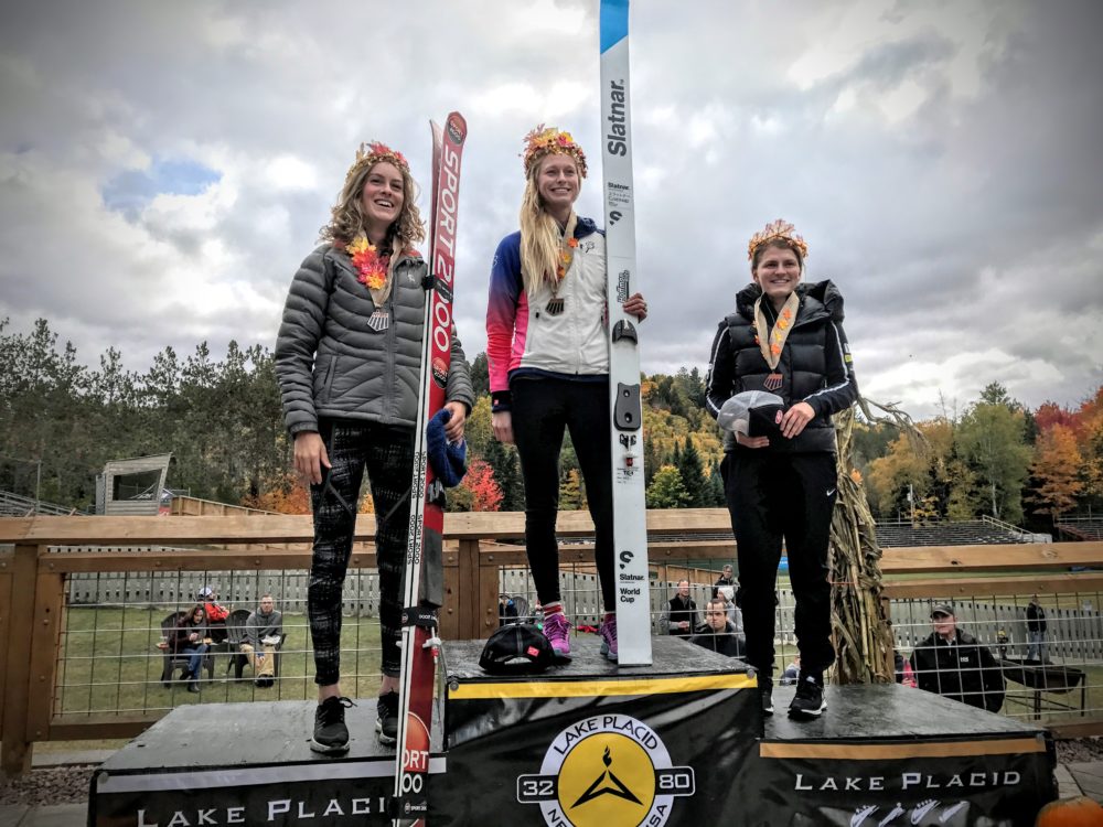 Gabby Armstrong (R) alongside NYSEF and WSJUSA teammates Tara Geraghty-Moats (Center) and Nina Lussi (L) on the National Championship Podium, October 9, 2016.